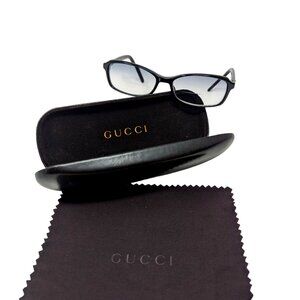 Authentic Gucci 2007 Retro Y2K Prescription Glasses/Frames with Case and Cloth